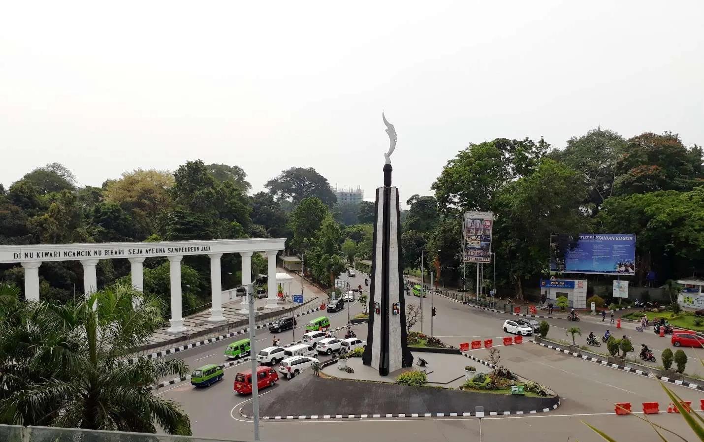 Panduan Jalur Touring Seru di Bogor: Rute Menantang, Pemandangan Estetis, dan Tips Berkendara